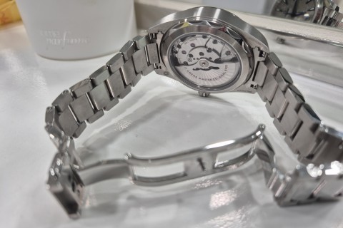 Recenzja: Omega Seamaster Aqua Terra 41 (ref. 220.10.41.21.06.001) - zdjecie nr 16
